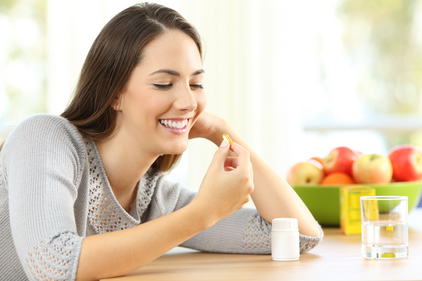 8 Essential Supplements All Women Need
